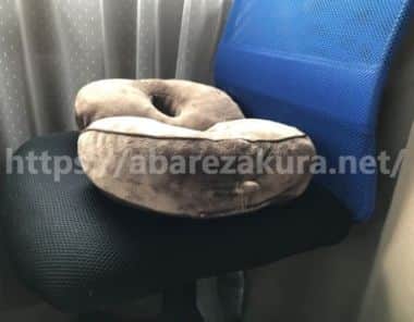 椅子のクッションにもなる